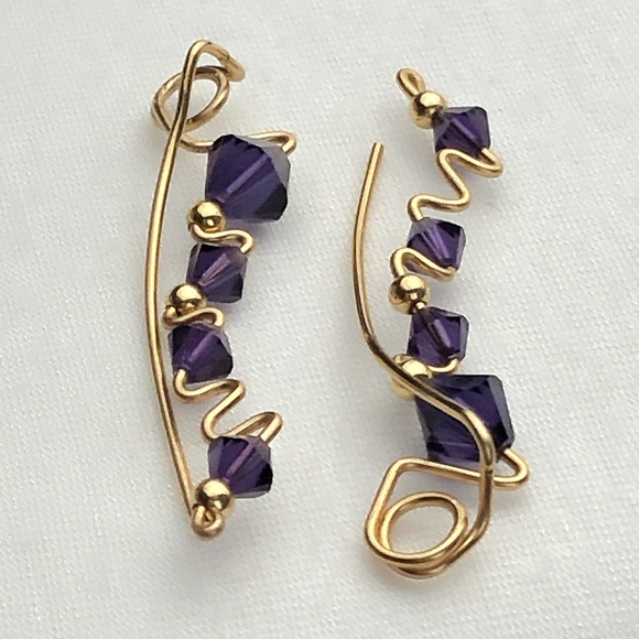 🐷 Handcrafted G.F. Wire Wrapped Climbing Earrings - Picture 1 of 4